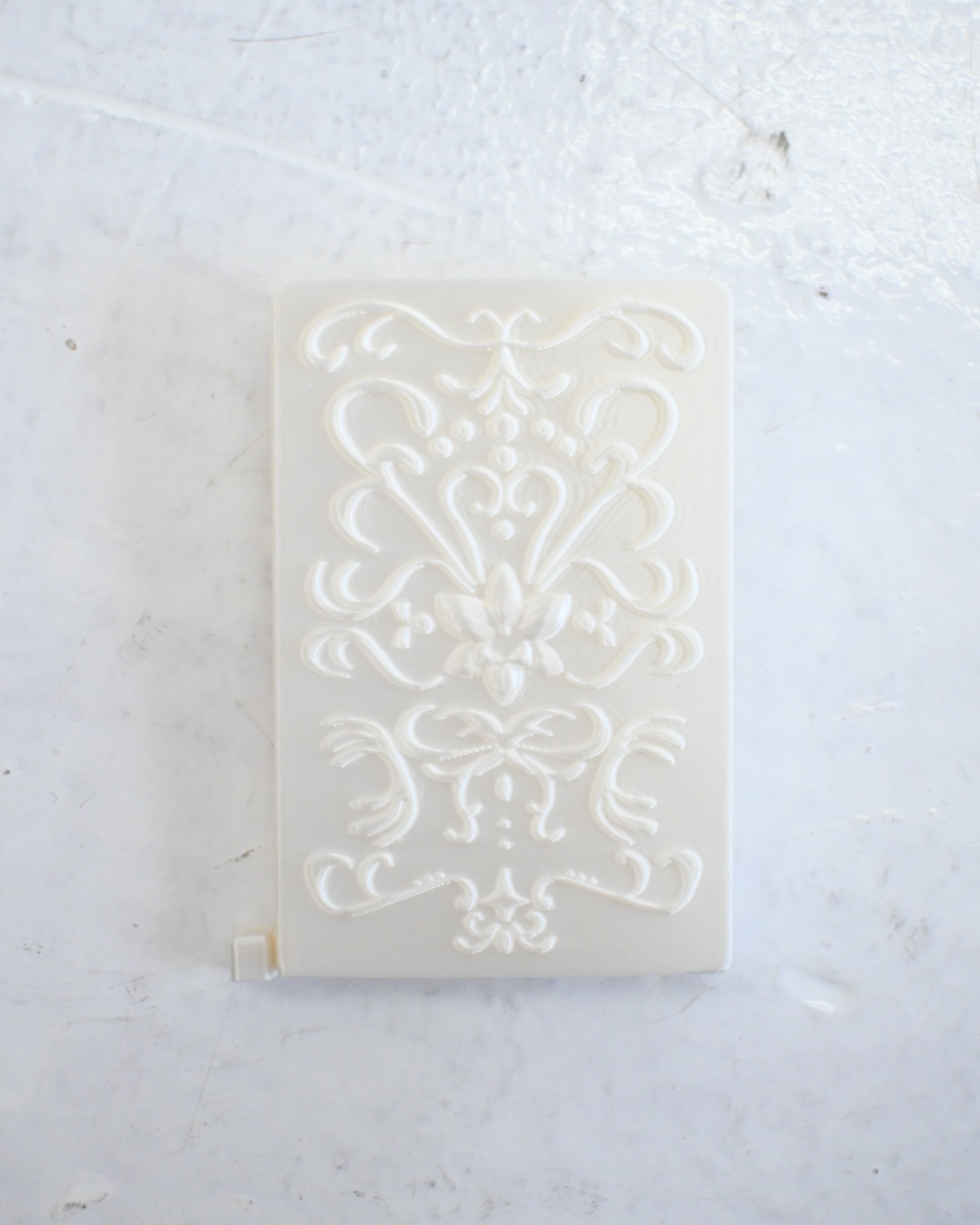 The Fleur Card Holder (Drop 2 colourways)