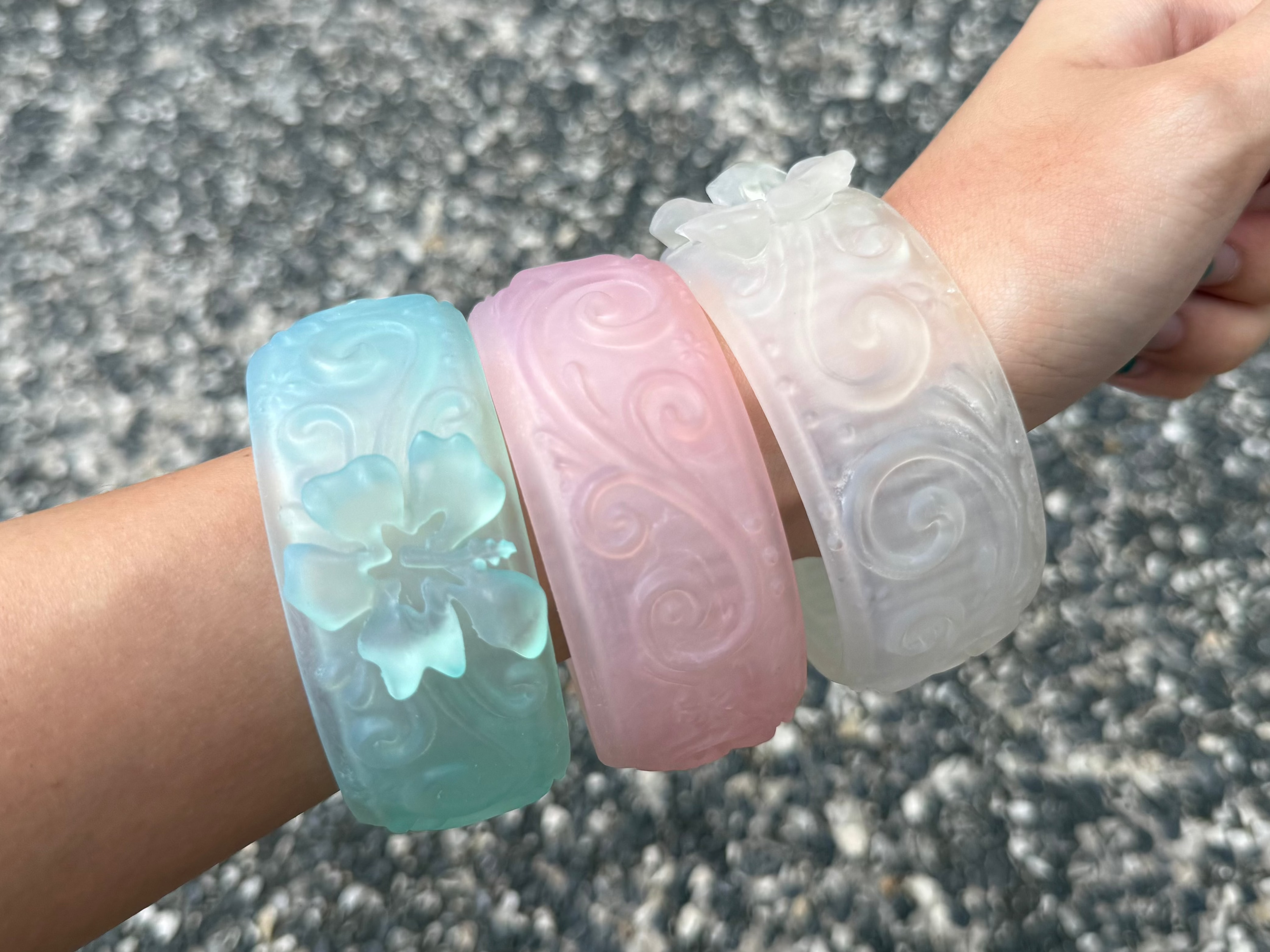 The Aloha Bangle ༄.ೃ࿔❀